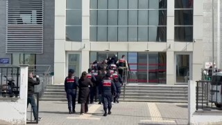 Karadenizde ele geçirilen 200 kilogram uyuşturucuyla ilgili 5 zanlı tutuklandı