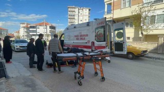 Karamanda devrilen motosiklet metrelerce sürüklendi: 1 yaralı