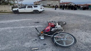 Karapınarda motosiklet ile otomobil çarpıştı: 1 yaralı
