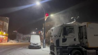 Karayazıda kar ve tip etkili