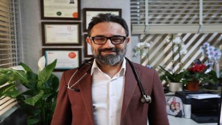 Kardiyoloji Uzmanı Demirkıran: Sağlıklı bir kalp için sigara ve alkolden uzak durmak büyük önem taşır