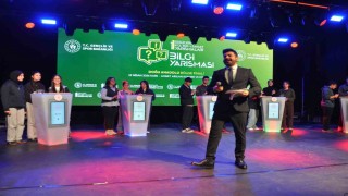 Karsta genç yetenekler sahne aldı: Bölge finalinde kültür ve sanat rüzgarı