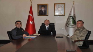 Karsta güvenlik zirvesi: 150 operasyon, 90 hesaba erişim engeli