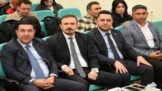 Karsta, Zirvede Kadın paneli yoğun ilgi gördü