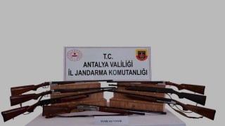 Kaşta 7 ruhsatsız av tüfeği ele geçirildi