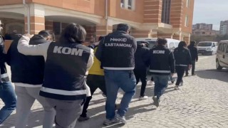 Kastamonuda uyuşturucuyla yakalanan 3 sanığa 12şer yıl hapis