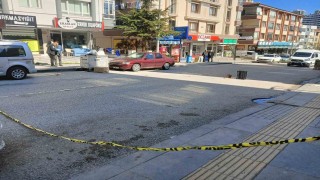 Kayınpeder ile damat arasındaki silahlı kavga kanlı bitti: 1i ağır 2 yaralı