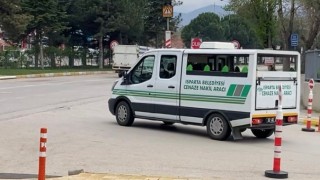 Kayıp olarak aranırken ölü bulunan 16 yaşındaki Feyzanın cenazesi ailesine teslim edildi