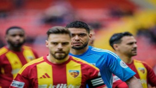 Kayserispor taraftarı Bilale tepkili