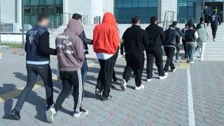 Kırıkkalede 1,4 milyar liralık yasa dışı bahis vurgununa 8 gözaltı
