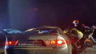 Kırşehirde iki otomobil çarpıştı: 6 yaralı