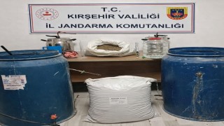 Kırşehirde kaçak alkol üretimi yapan kişiye operasyon