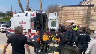 Kocası gaza basınca eşi aracın altında kaldı