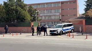 Konyada okul önlerinde sıkı güvenlik önlemi