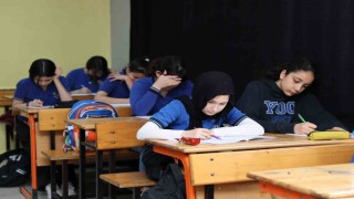 Körfezde 4 bin 777 öğrenciye ücretsiz deneme sınavı desteği