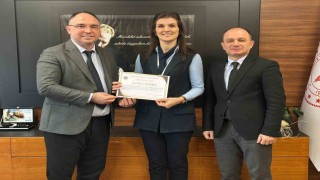 Küçük çocuğun hayatını sekreter kurtardı