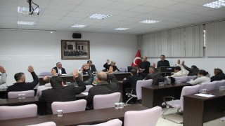Kula Belediye Meclisinde 2025 faaliyet raporu reddedildi
