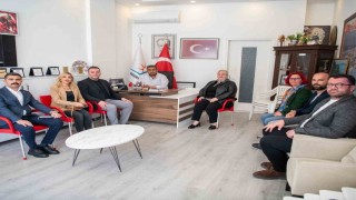 Kuşadası Belediyesi Başkan Vekili Demirtaş, Güzelçamlı Mahallesinde vatandaşlarla buluştu
