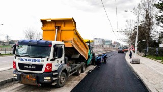 Malatyada çevre yolu yan yolları yenileniyor