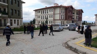 Malatyada ev yangınında 3 kişi dumandan etkilendi