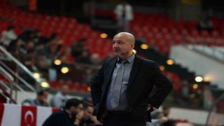 Melikgazi Kayseride Emre Özsarı ile yollar ayrıldı