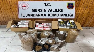 Mersinde kaçak makaron operasyonu: 2 gözaltı