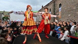 Mesir Festivalinde kültürlerin zarafeti podyuma taşındı