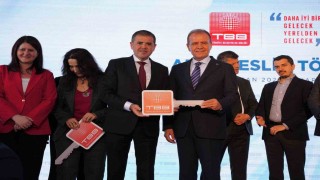 Mezitli Belediyesine ekskavatör desteği