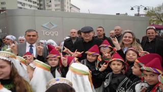 MHP Genel Başkan Yardımcısı Topsakal: Avrupa Türklerle iyi geçinmek zorunda