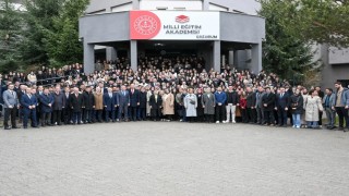 Millî Eğitim Akademisinde İlk ders programı