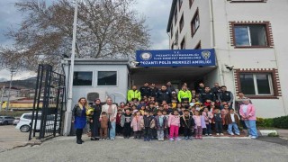 Minik öğrenciler, polisliği öğrendi