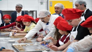 Minik şeflerden 23 Nisana özel kurabiye