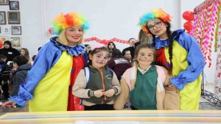 Minikler için üniversitede şenlik