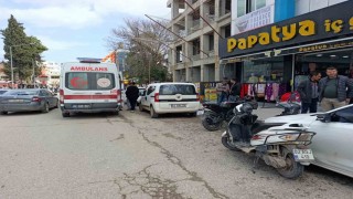 Motosikletin çarptığı yaya yaralandı