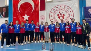 MSKÜ hokeyde Türkiye ikincisi oldu