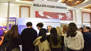 MSKÜ, tercih ve tanıtım fuarında aday öğrencilerle buluştu