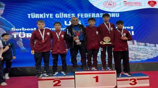 Muğlalı U15 grekoromen güreş takımı Türkiye ikincisi oldu
