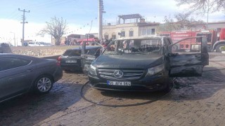 Nevşehirde araç yangını: 3 araç hasar gördü