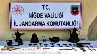 Niğdede Anadolu Mirası operasyonu: 44 tarihi eser ele geçirildi