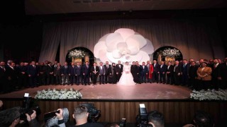 Nikah töreni siyaset camiasını bir araya getirdi