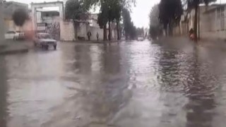 Nizipte sağanak sonrası yollar göle döndü, kırsal mahallelerde sel meydana geldi