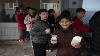 Öğrencilere 23 Nisanda döner ikramı