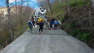 Orduda beton yol çalışmaları devam ediyor