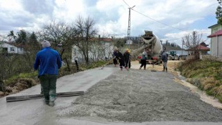 Orduda beton yol seferberliği sürüyor