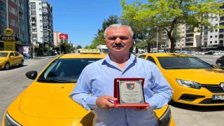 Parası çalınan askerin imdadına taksi şoförü yetişti