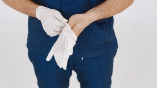 Penis Protezi Ameliyatı Nedir? (Mutluluk Çubuğu) – 2026 Güncel Rehber