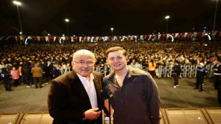 Poizi, Orduda sahne aldı