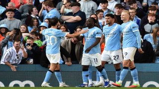 Premier Ligde zirve yarışışında Manchester City, Arsenali mağlup etti