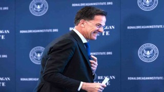 Rutte: ABD Başkanı Trumpın çok fazla müttefikin yanında olmadığı duygusundan kaynaklanan hayal kırıklığını hissettim
