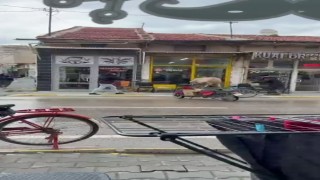 Sahibinin elinden kaçan inek bakın nereye girmeye çalıştı